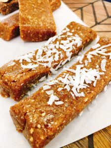 LIFE BARS! How to Make your own Nutrition Bars - Blogilates
