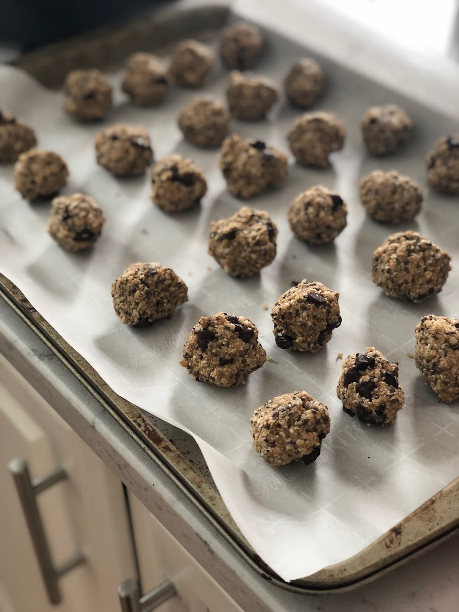 chocolate chip energy bites what a registered dietitian eats in a day