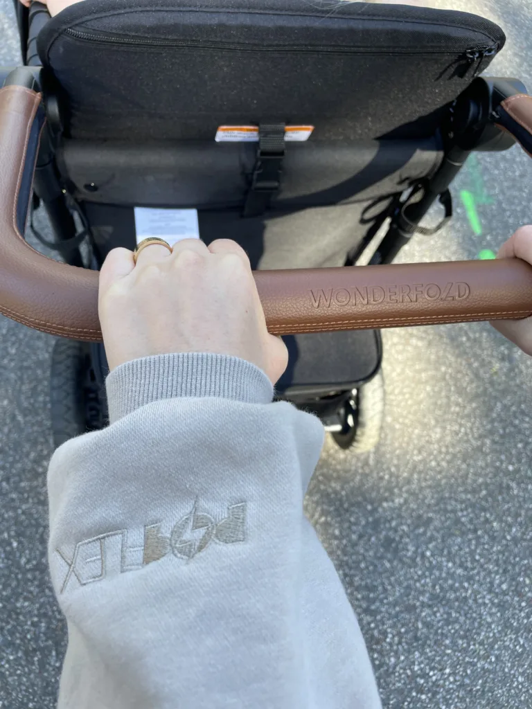 Wonderfold W2 Luxe Stroller Wagon details