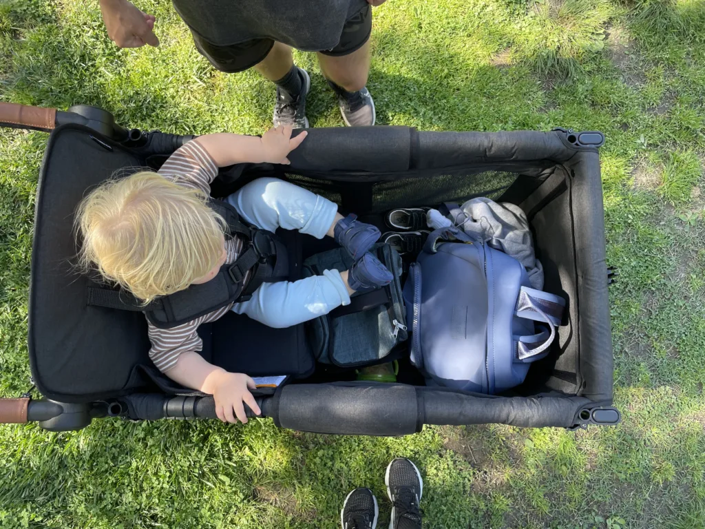 wonderfold stroller wagon presumption    from above