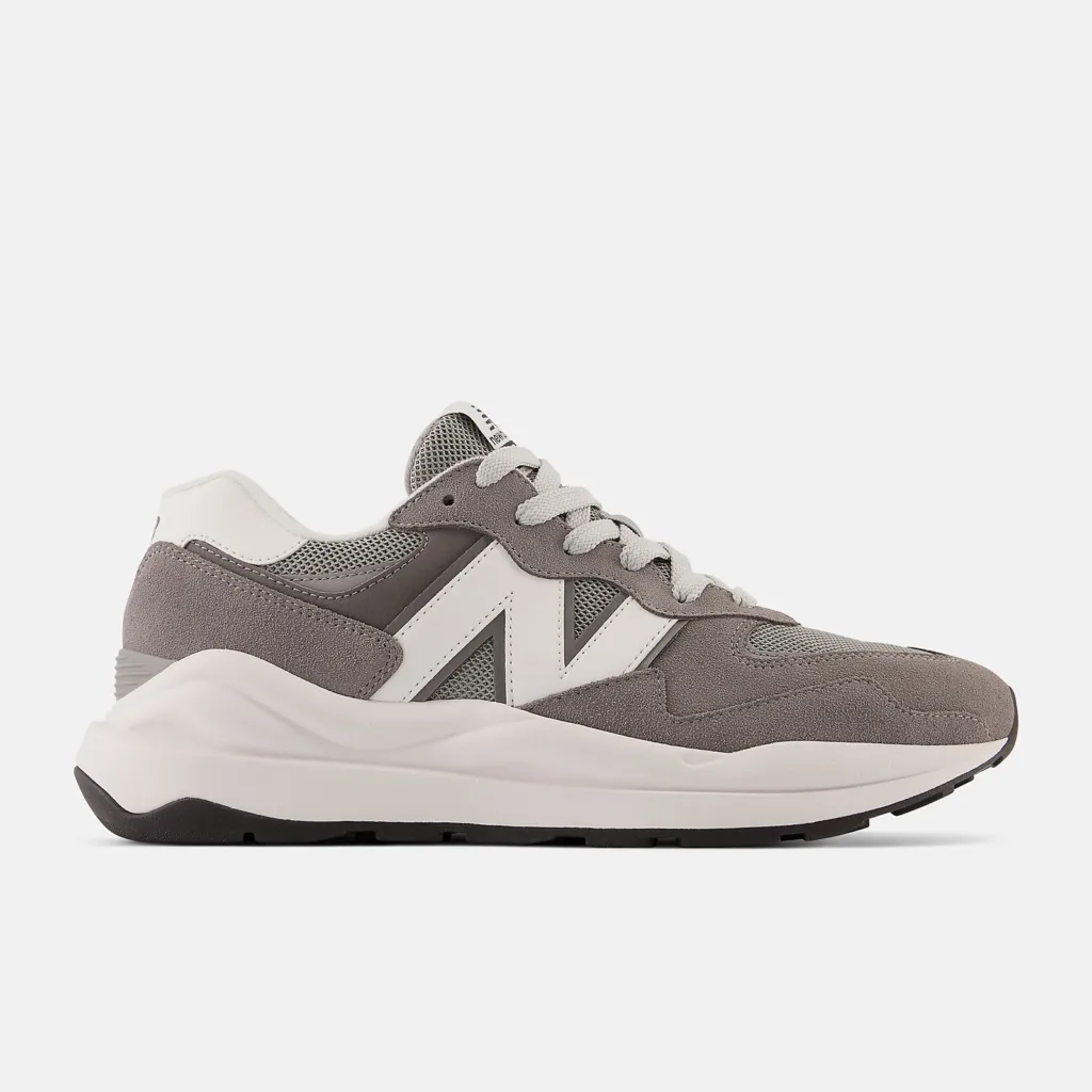 new equilibrium  57/40 dada  shoes sneakers