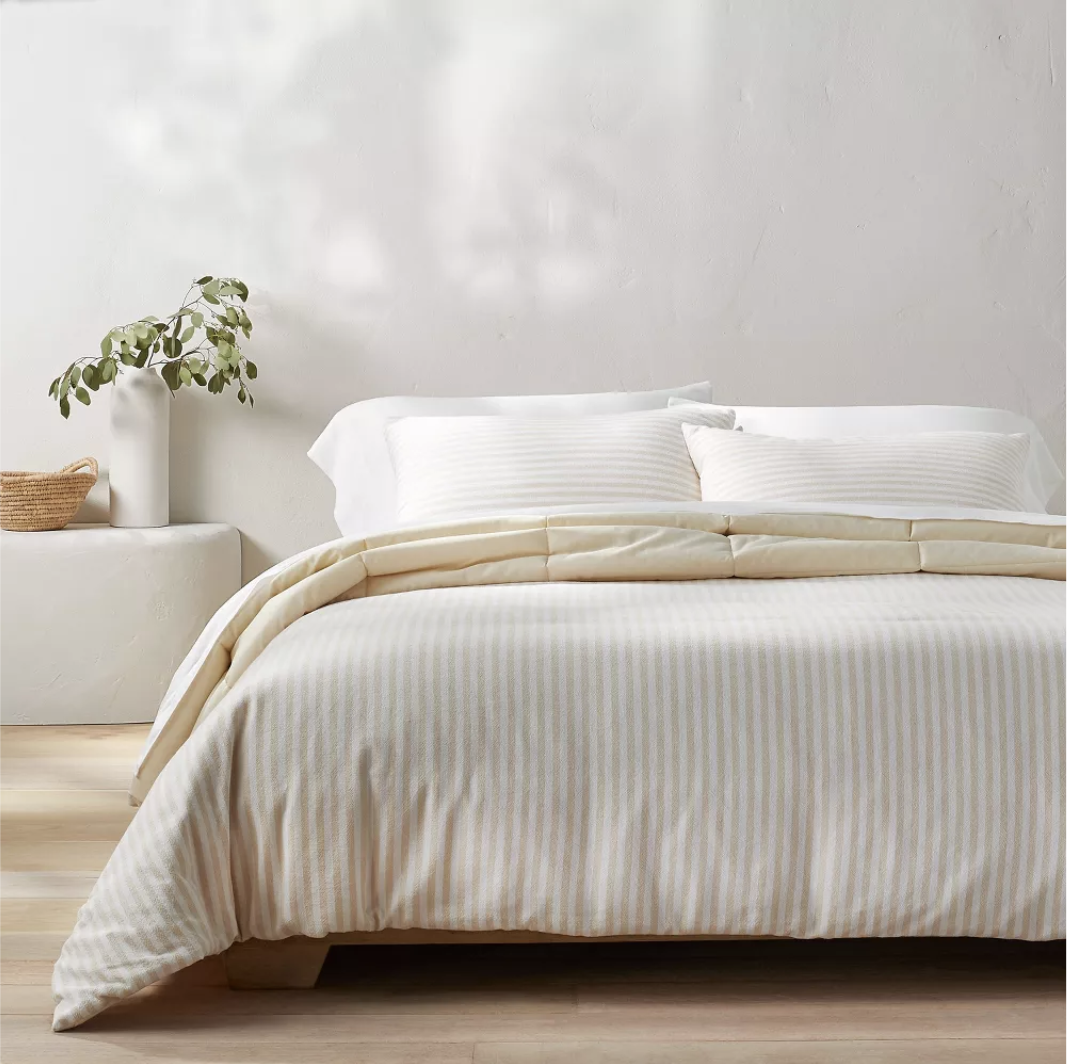 Casaluna heavyweight linen comforter 